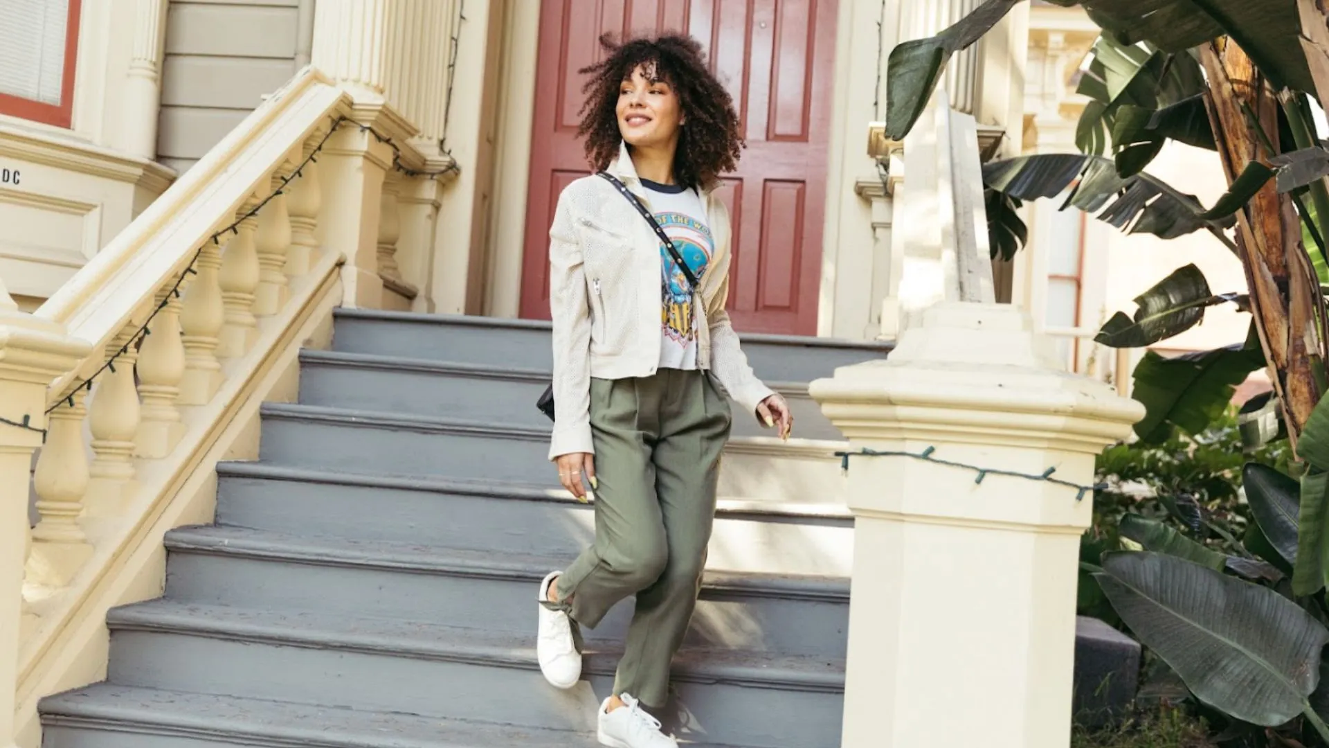 How to Look Stylish in Casual Clothes